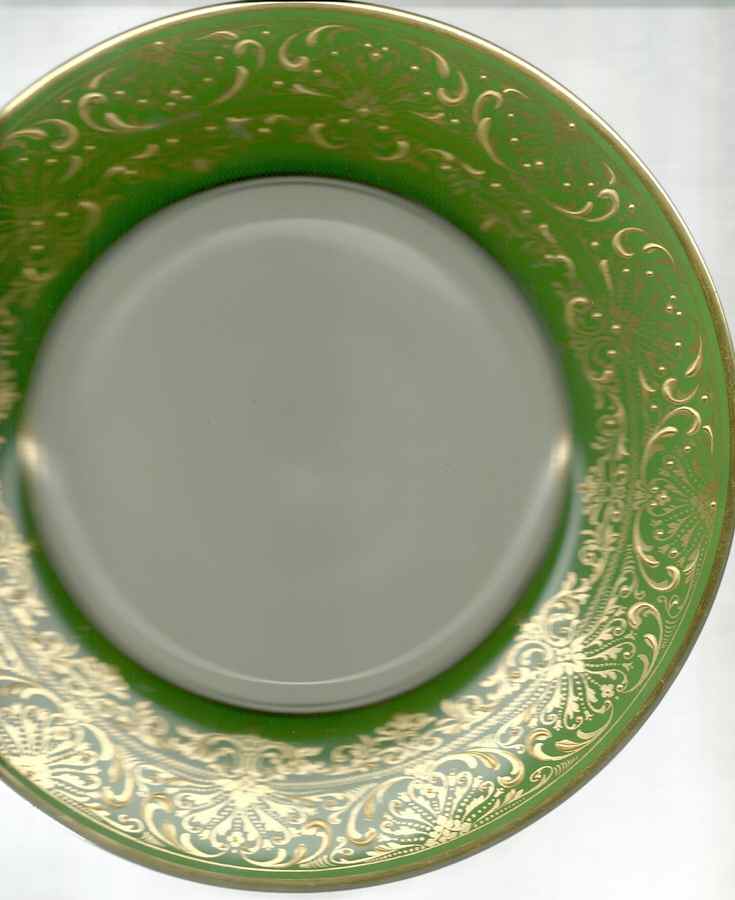V167 Dinner Plate by Royal Doulton-1