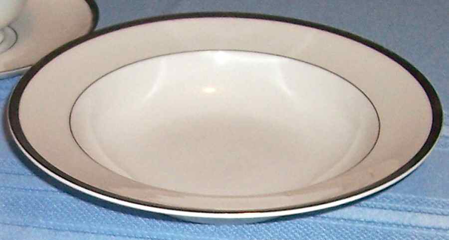 R2289 Rim Soup Bowl by Rosenthal - Continental-1