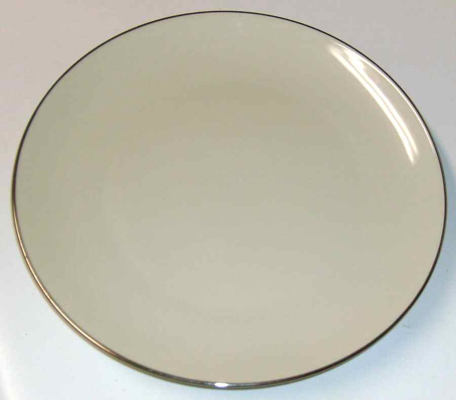 962 Dinner Plate by Royal Ivory (Czech, Germany)-1
