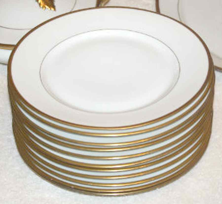 R2738 Dinner Plate by Rosenthal - Continental-1