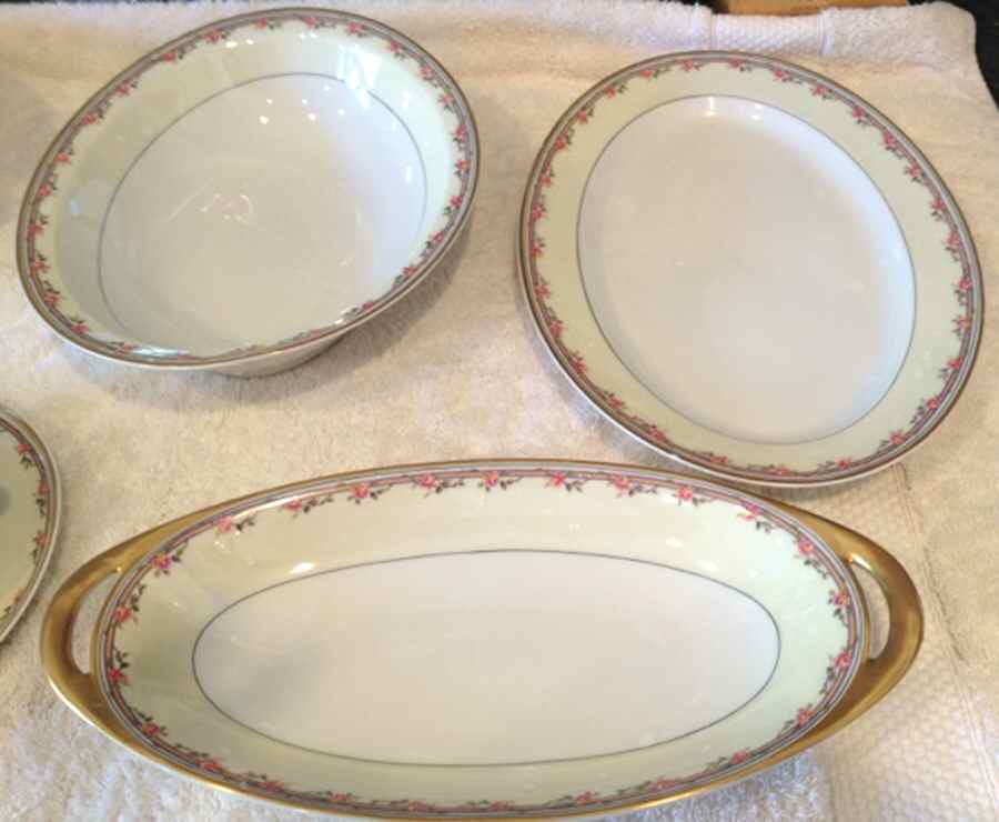 R2295 11" Oval Serving Platter by Rosenthal - Continental-1