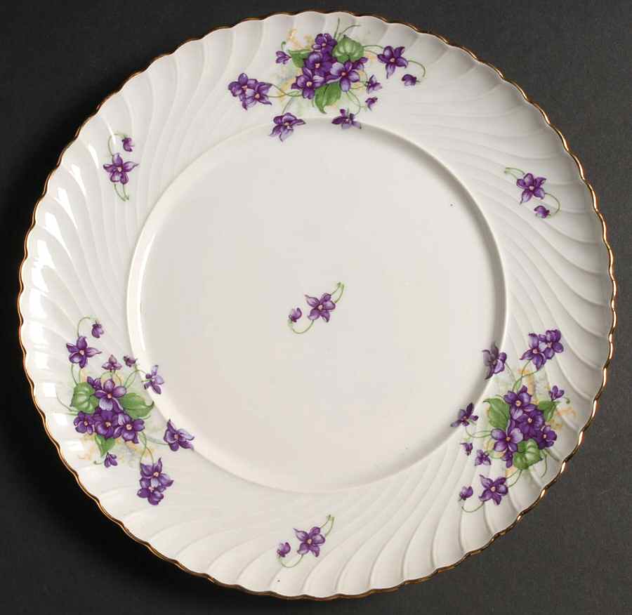 ROB456 Dinner Plate by Royal Bayreuth-1