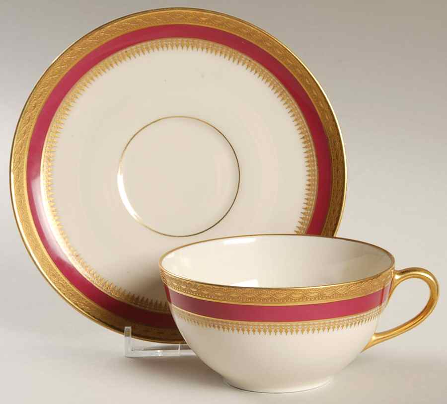 9050 Flat Cup & Saucer Set by Royal Ivory (Czech, Germany)-1