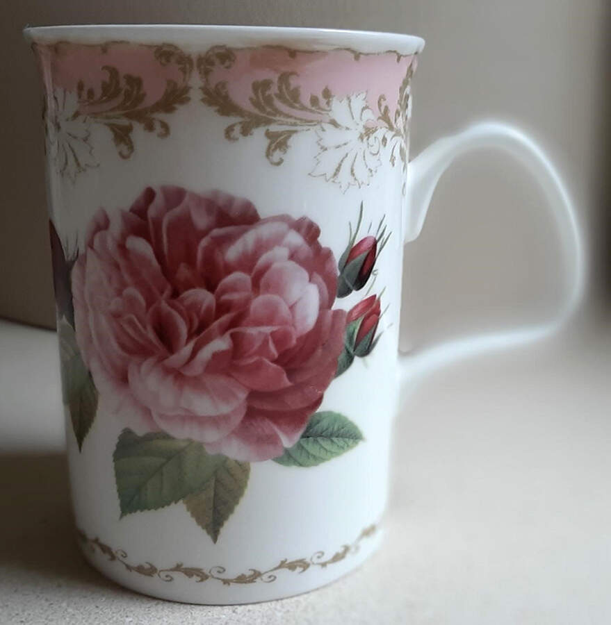 Vintage Roses Mug by Roy Kirkham-1