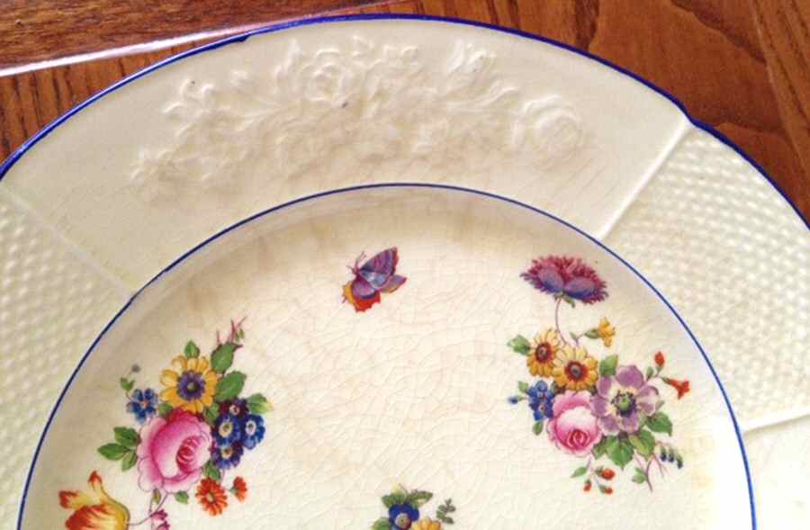 X536 Dinner Plate by Royal Cauldon-1