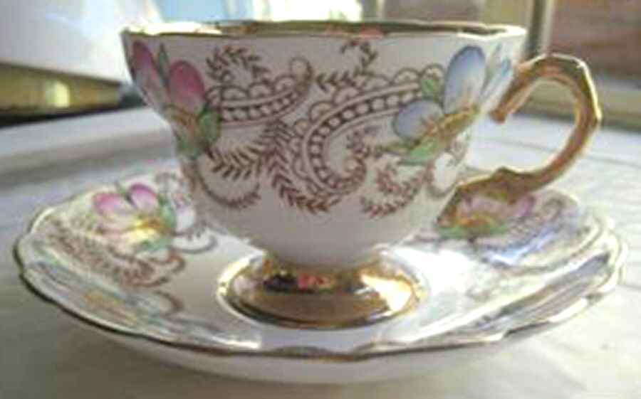 5433-R Footed Cup & Saucer Set by Rosina-Queens-1