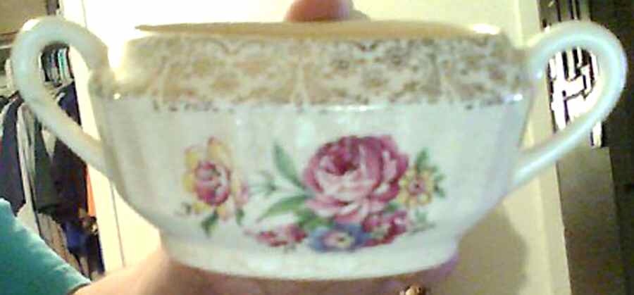 RYL361 Sugar Bowl No Lid by Royal (USA)-1