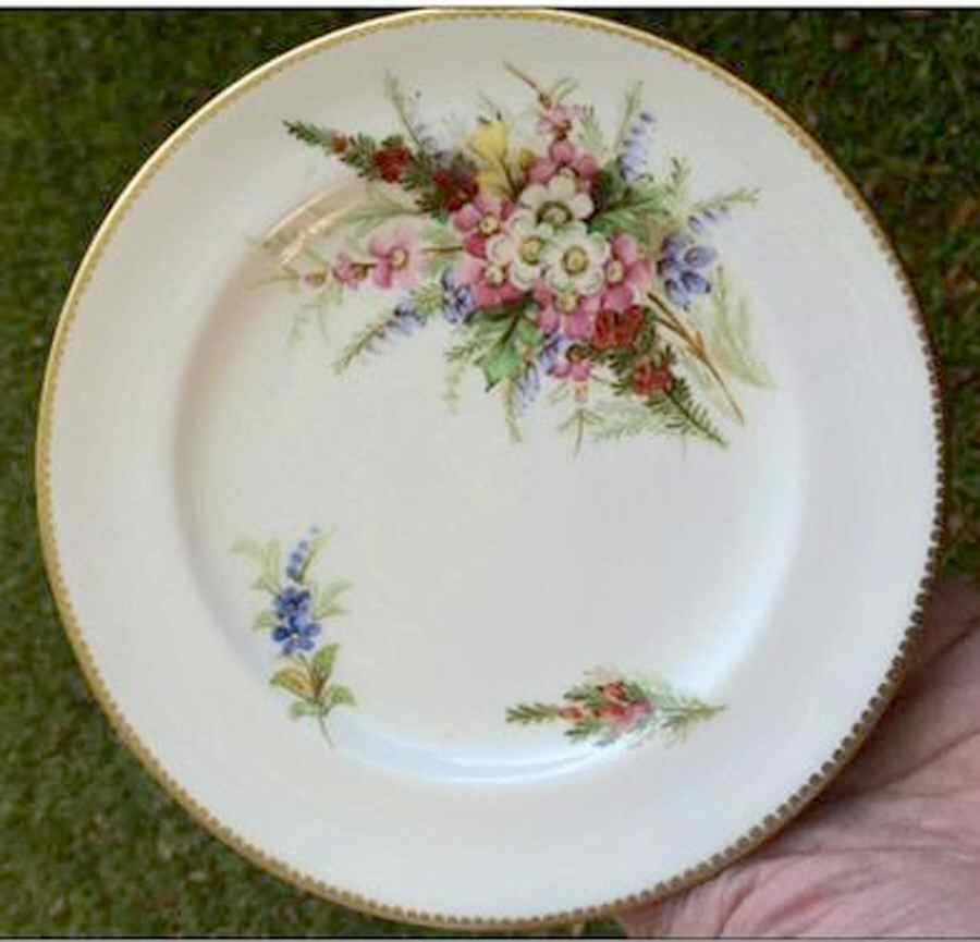 RW291 Dinner Plate by Royal Worcester-1