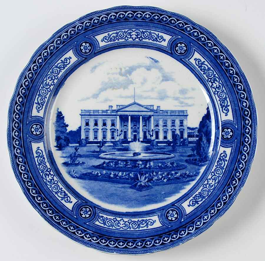 RD353 Dinner Plate by Royal Doulton-1