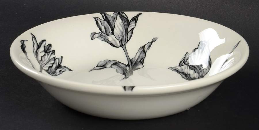 Tulipa Black (No Trim) Coupe Cereal Bowl by Royal Stafford-1