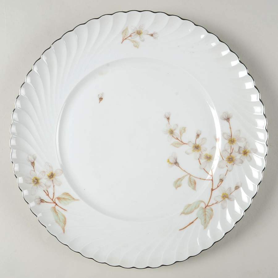 Dogwood Dinner Plate by Royal Bayreuth-1