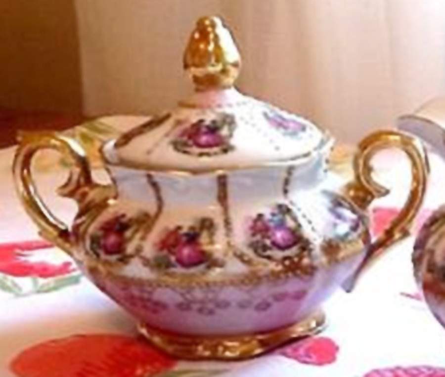 33-153 Sugar Bowl & Lid by Royal Crown (Japan)-1