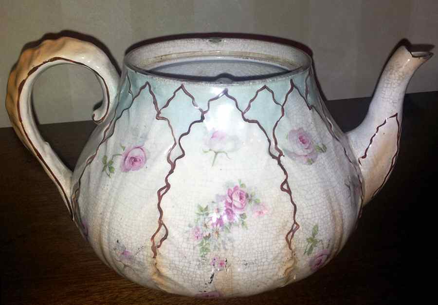 2462 Teapot No Lid by Royal Winton-1