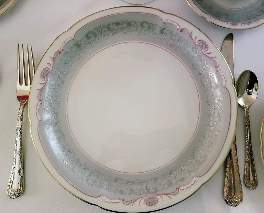 ROT319 Rim Soup Bowl by Royal Tettau-1