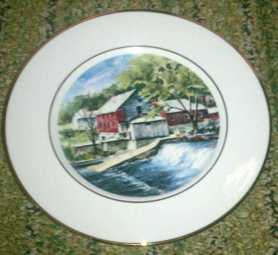 Iowa Landmark Series Wall Plate by Royal Grafton-1