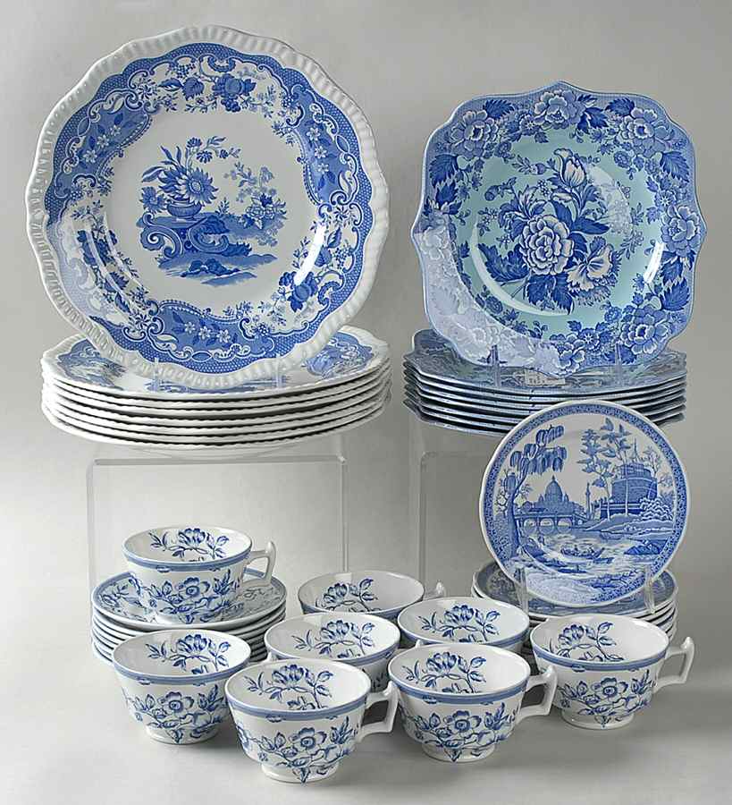 Estate Sets-China 40 Pc Set (8 5 Pc Place Settings) by Replacements-1