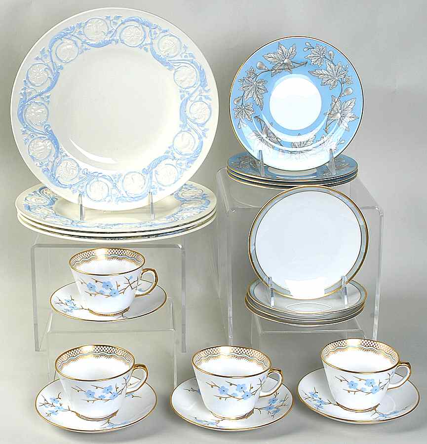 Estate Sets-China 20 Pc Set (4 5 Pc Place Settings) by Replacements-1