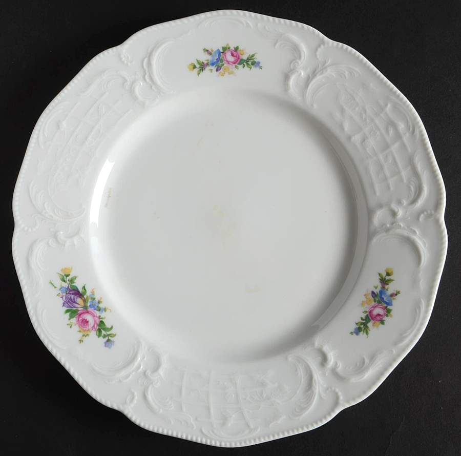 R2314 Dinner Plate by Rosenthal - Continental-1