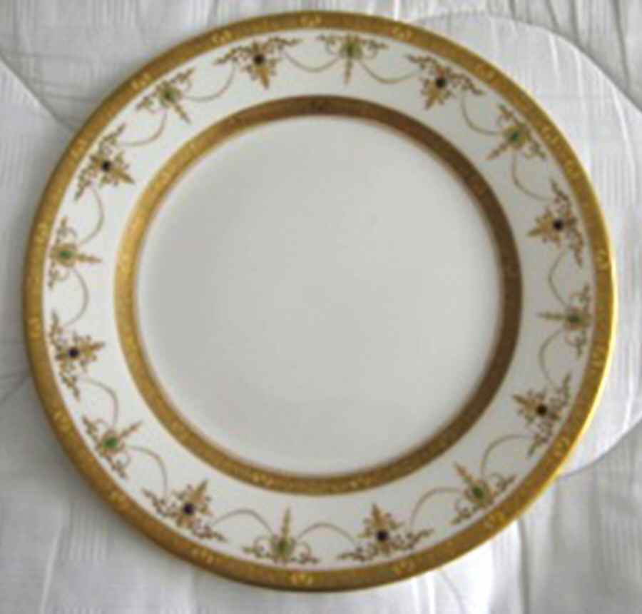 L8738 Dinner Plate by Royal Cauldon-1