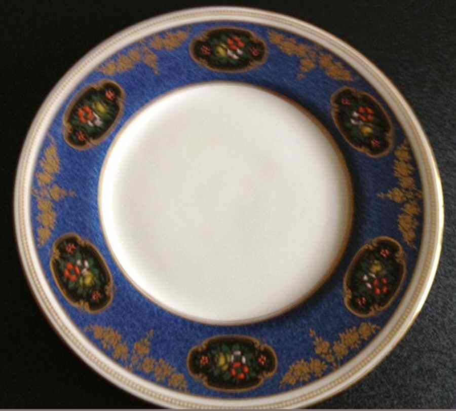 H1380 Dinner Plate by Royal Doulton-1