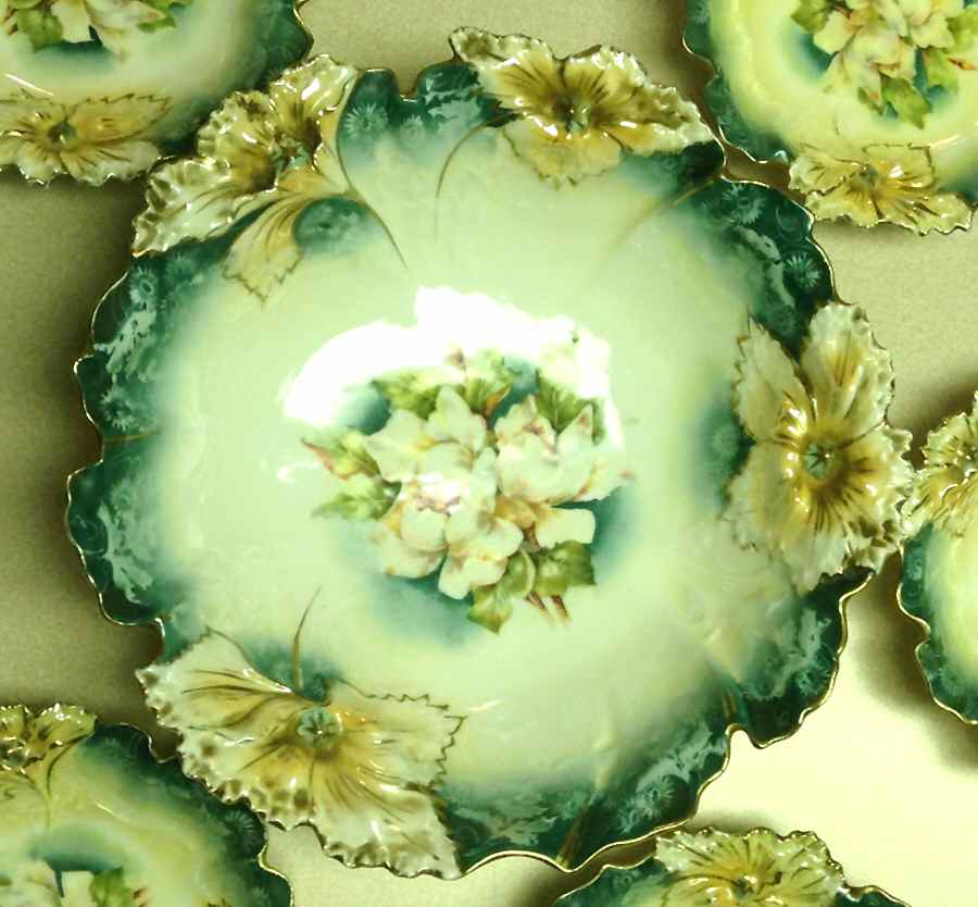 RPU55 Large Fruit Bowl by RS Prussia-1