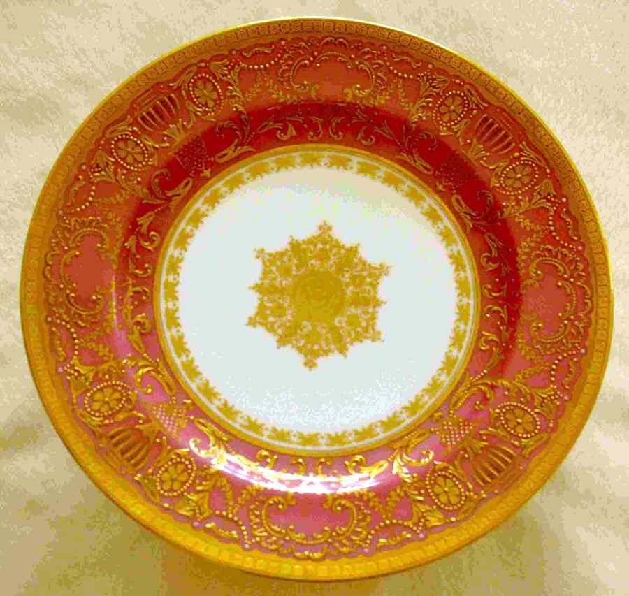 E234 Dinner Plate by Royal Doulton-1
