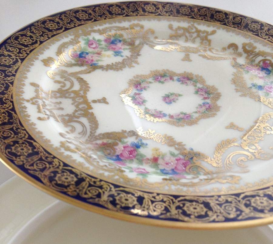 ROI150 Dinner Plate by Royal Ivory (Czech, Germany)-1