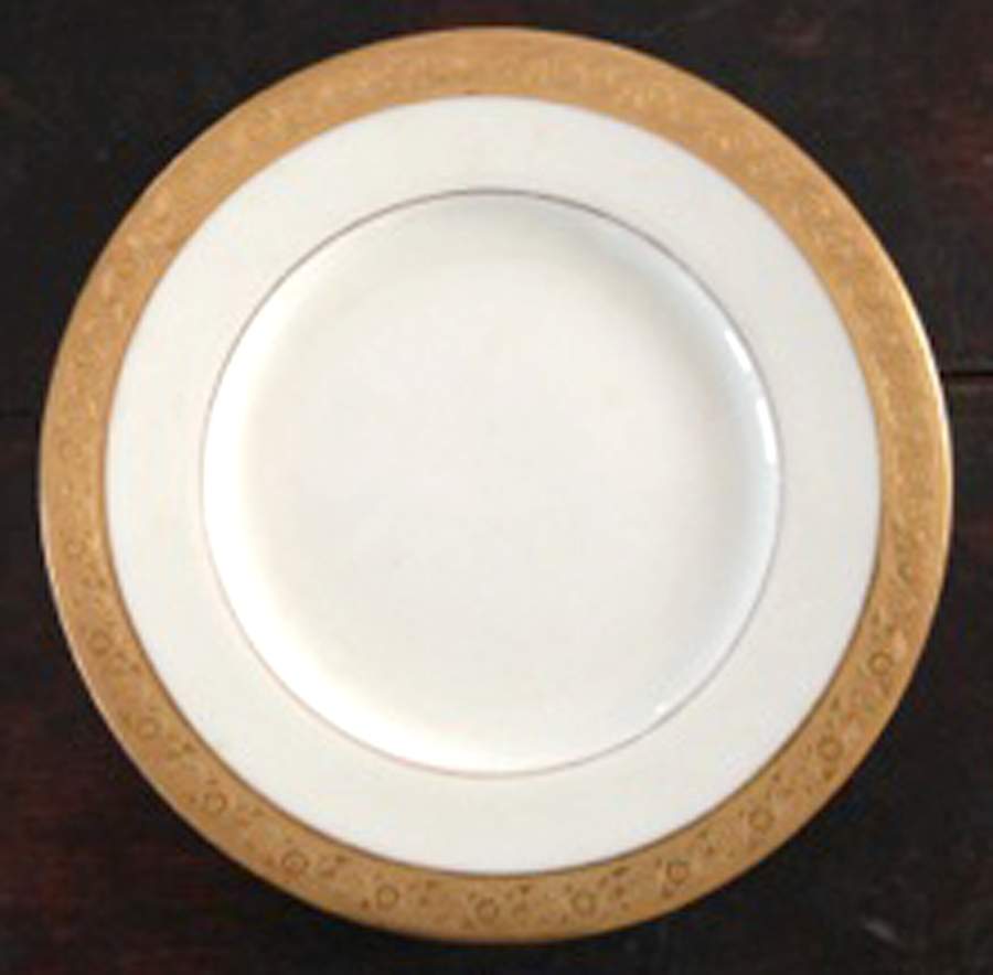 1220 Luncheon Plate by Royal Worcester-1