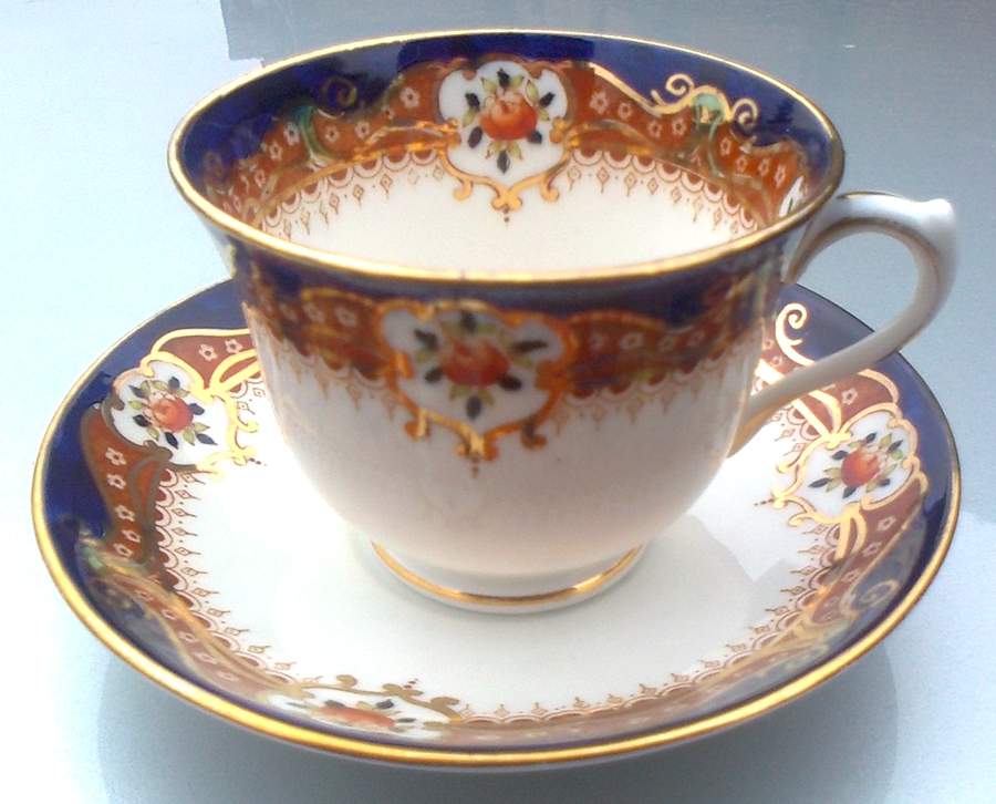 6533 Footed Cup & Saucer Set by Royal Albert-1