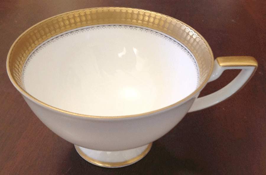 ROT321 Footed Cup by Royal Tettau-1