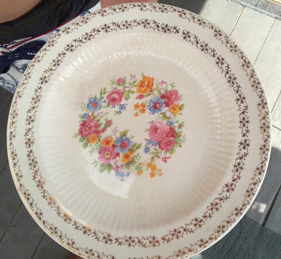 Regal Rose Dinner Plate by Royal (USA)-1