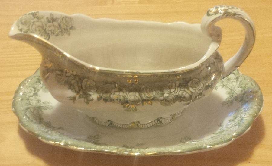 Bolingbroke, The Gravy Boat & Underplate by Ridgway (Ridgways)-1