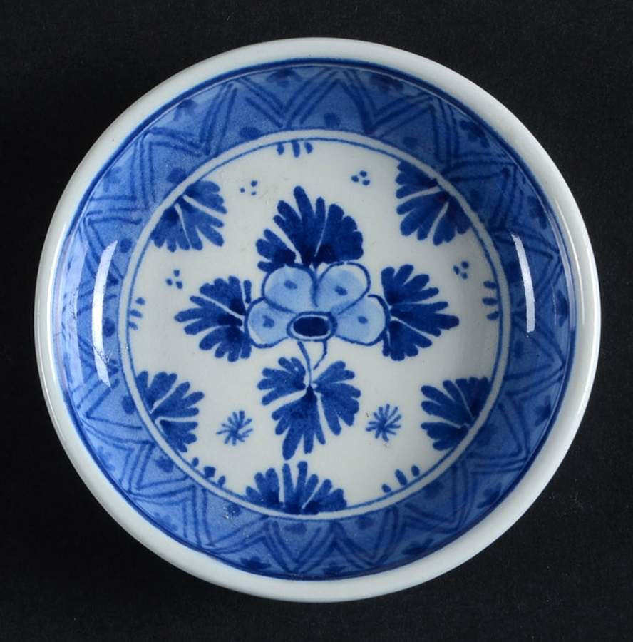 565 Butter Pat by Royal Delft-1