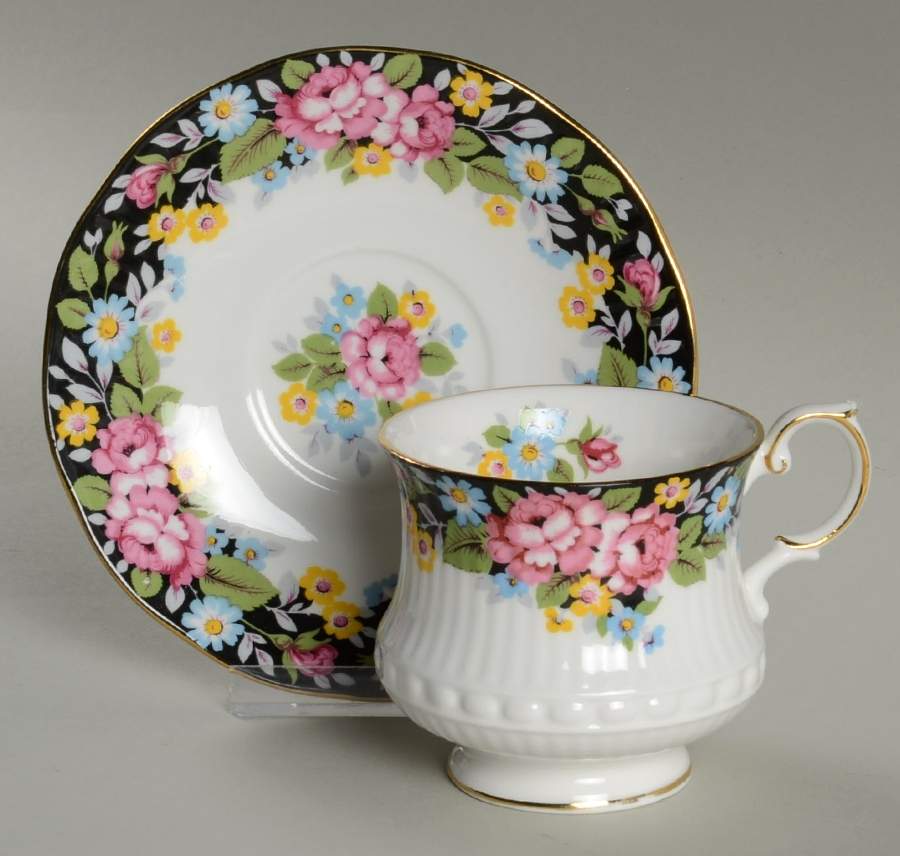 Oxford Footed Cup & Saucer Set by Rosina-Queens-1