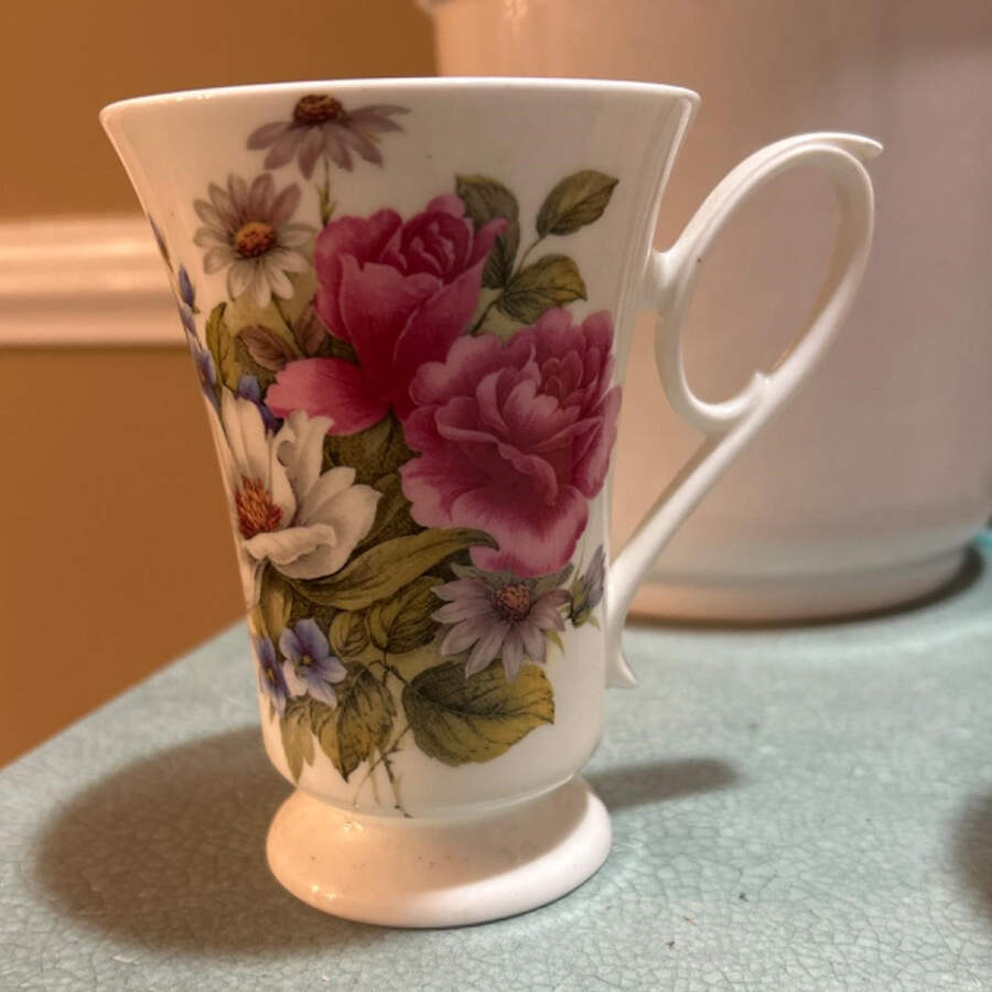 RGD10 Mug by Royale Garden-1
