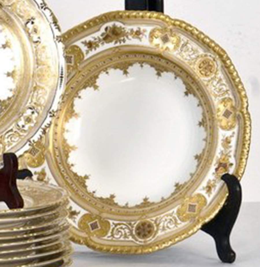 RCD183 Dinner Plate by Royal Crown Derby-1
