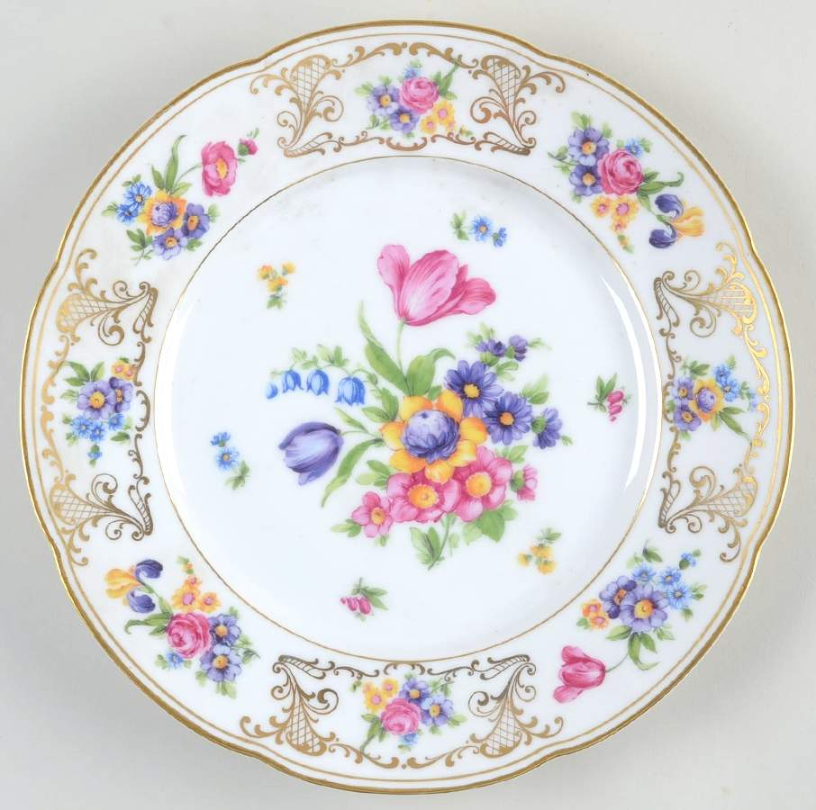 ROB473 Dinner Plate by Royal Bayreuth-1