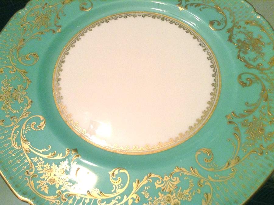 E5671 Dinner Plate by Royal Doulton-1