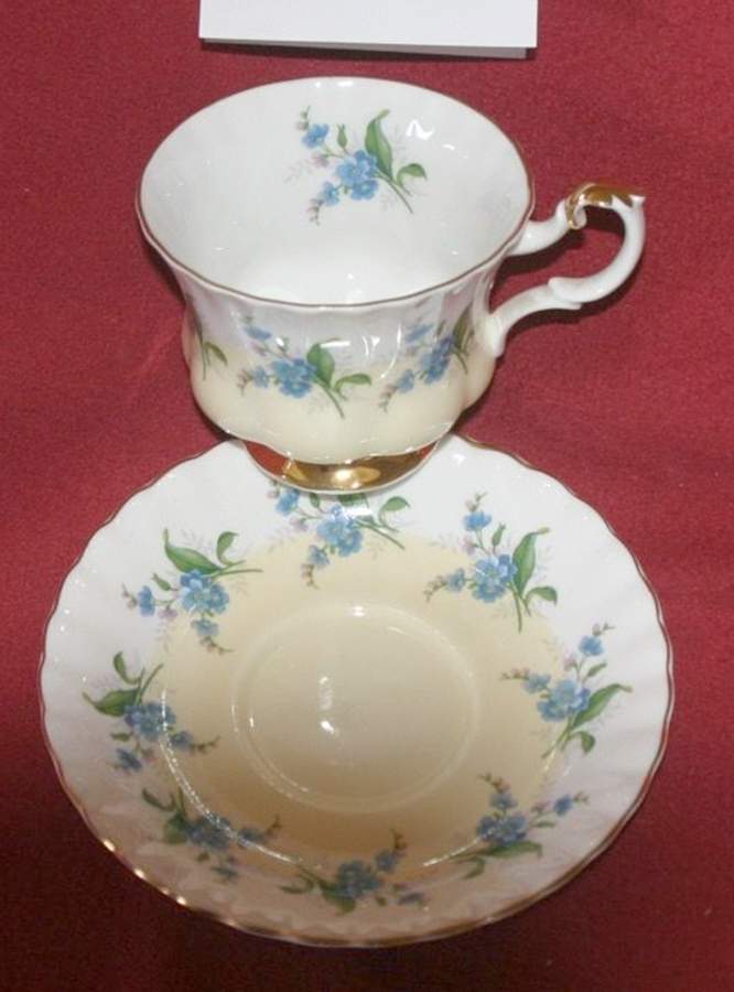 Forget Me Not (Yellow Center) Footed Cup & Saucer Set by Royal Albert-1