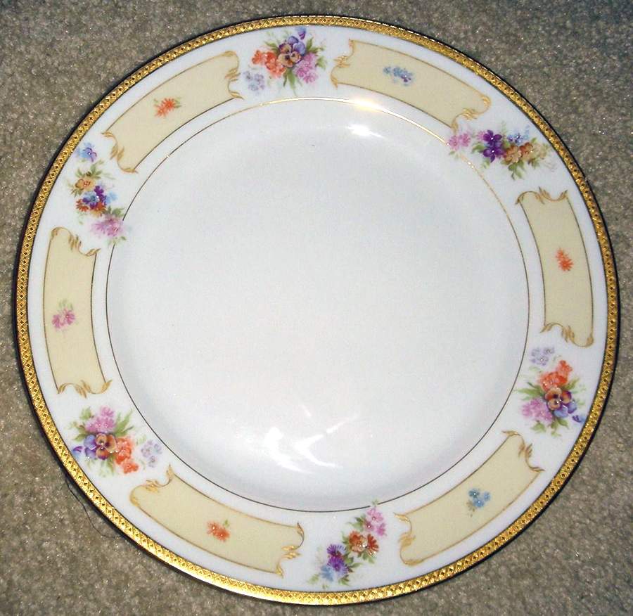 R2971 Dinner Plate by Rosenthal - Continental-1