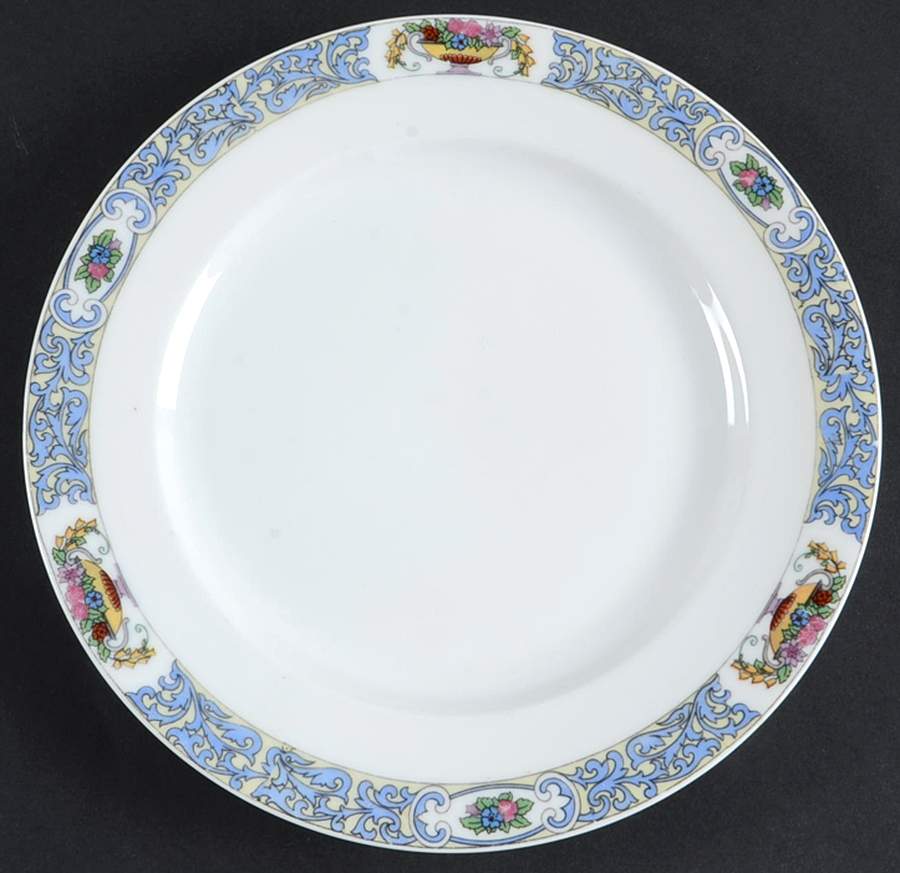 ROB474 Luncheon Plate by Royal Bayreuth-1