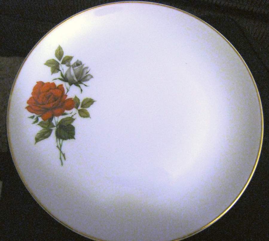 ROB475 Salad Plate by Royal Bayreuth-1