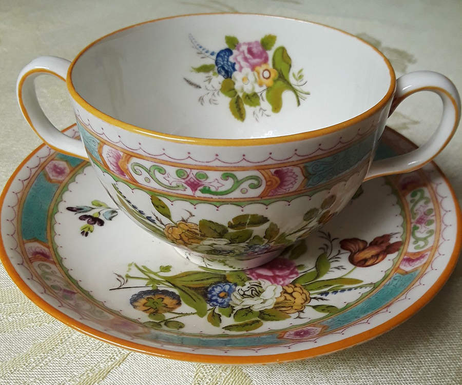RD366 Footed Bouillon Cup & Saucer by Royal Doulton-1