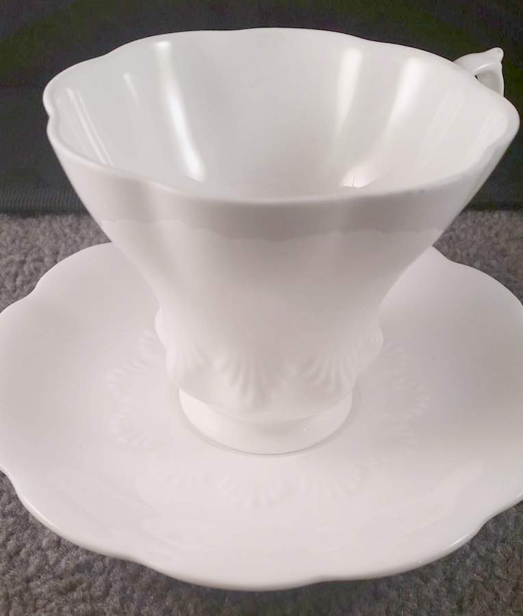 ROA279 Footed Cup & Saucer Set by Royal Albert-1
