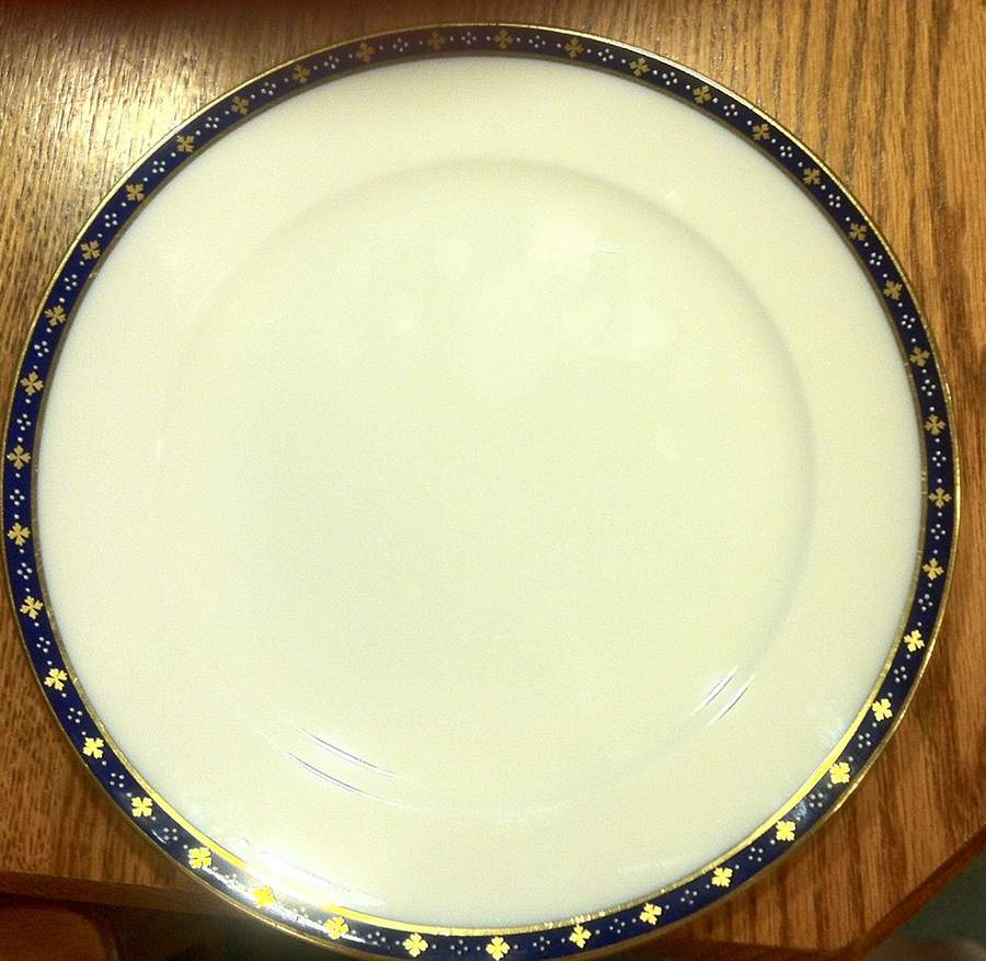 L8640 Dinner Plate by Royal Cauldon-1
