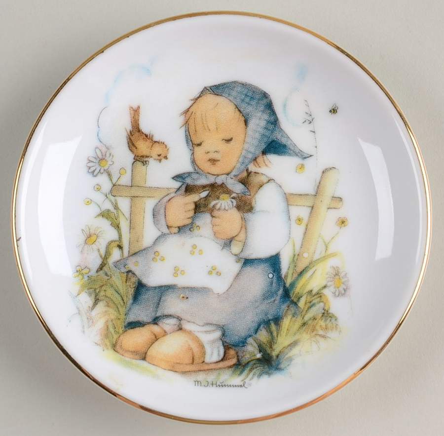 He Loves Me? 3" Toy Plate by Reutter Porzellan-1