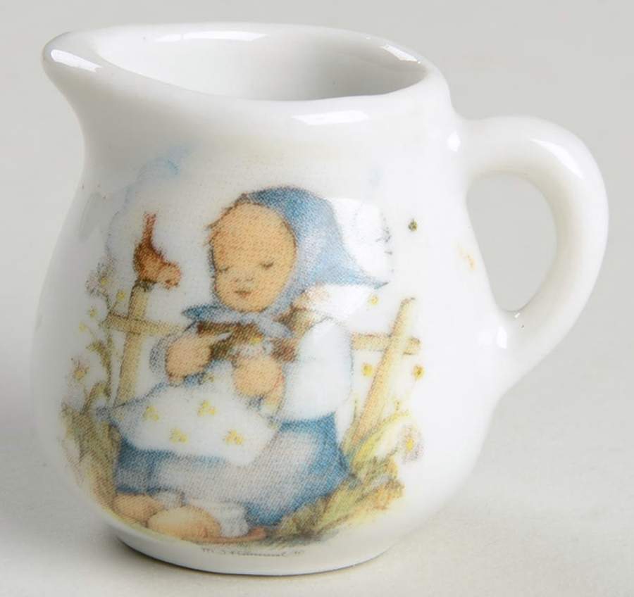 He Loves Me? Toy Creamer by Reutter Porzellan-1