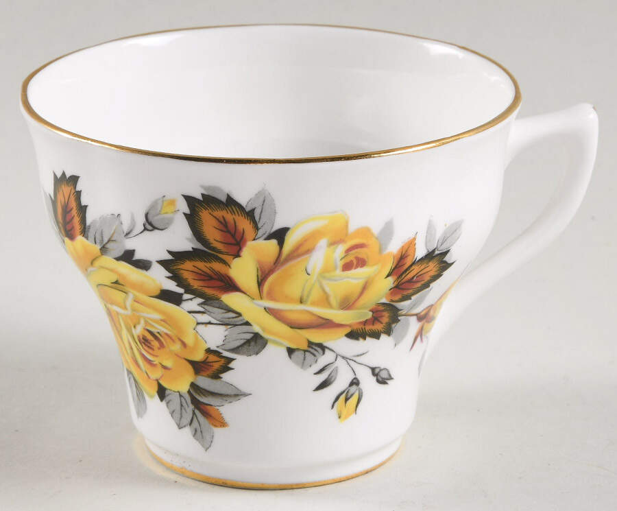 329 Flat Cup by Rosina-Queens-1