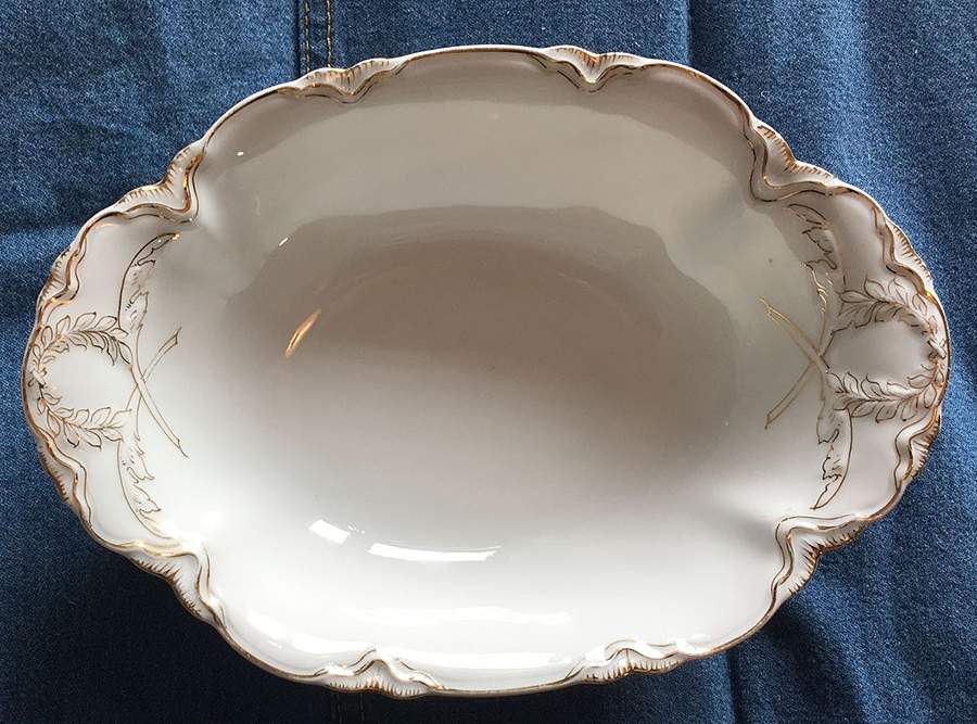 RYX4 11" Oval Serving Platter by Royal Saxony-1