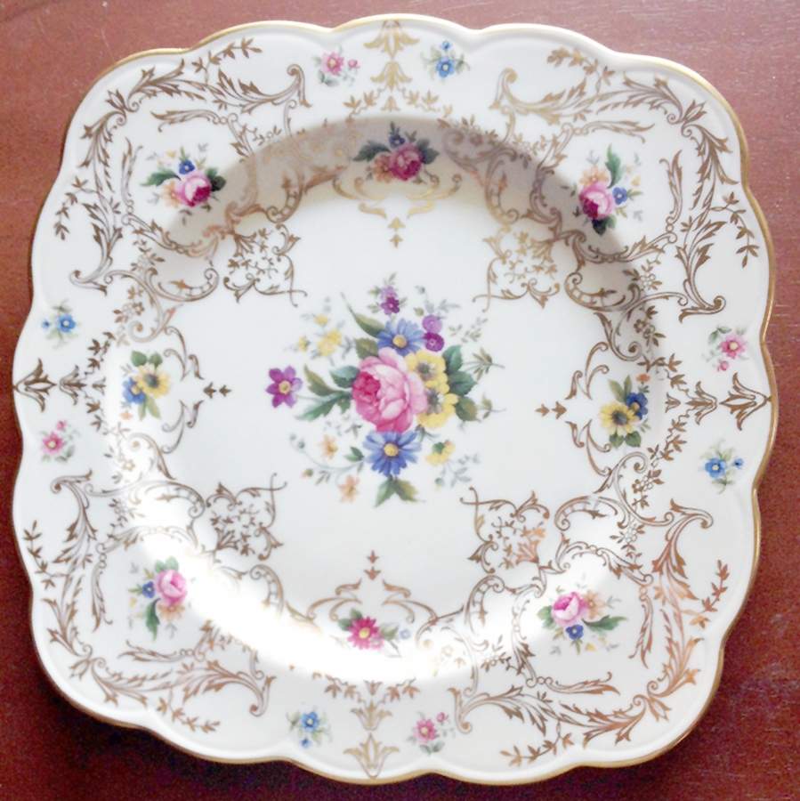 ROB477 Square Luncheon Plate by Royal Bayreuth-1